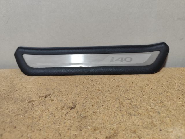 bontott HYUNDAI i40 Jobb hátsó Küszöb Díszléc