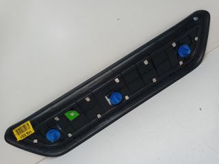 bontott HYUNDAI i40 Jobb hátsó Küszöb Díszléc