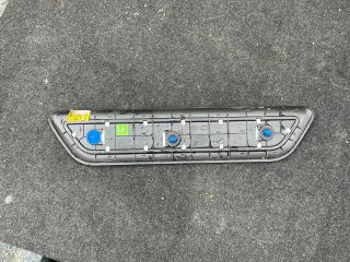 bontott HYUNDAI i40 Jobb hátsó Küszöb Díszléc