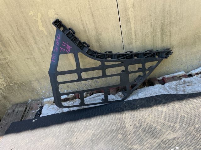 bontott HYUNDAI i40 Jobb hátsó Oldal Lökhárító Tartó (Műanyag)