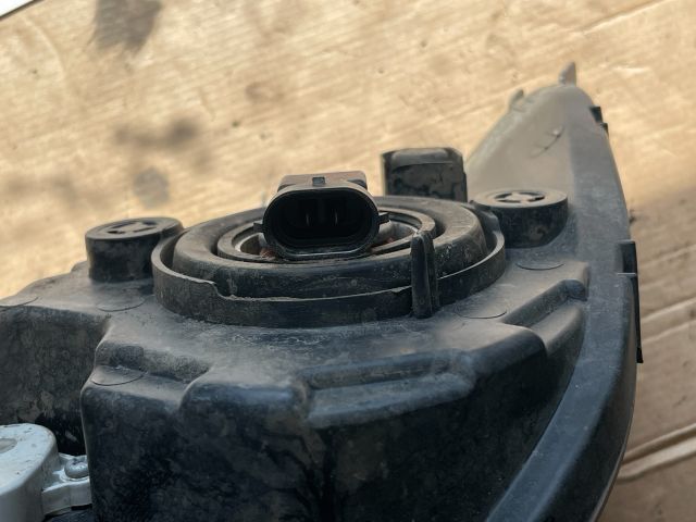 bontott HYUNDAI i40 Jobb Ködfényszóró