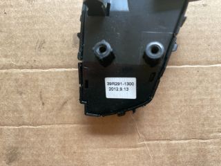 bontott HYUNDAI i40 Jobb Multikormány Kapcsoló