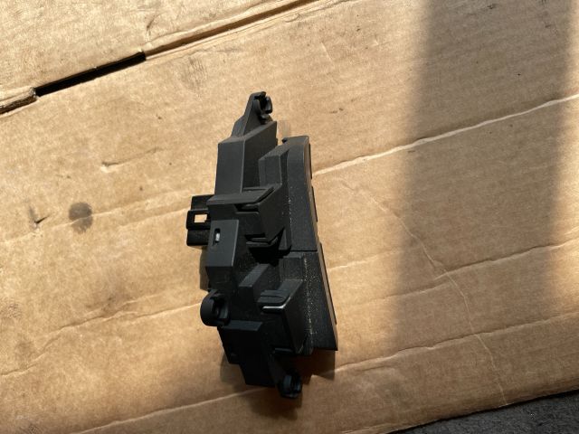 bontott HYUNDAI i40 Jobb Multikormány Kapcsoló