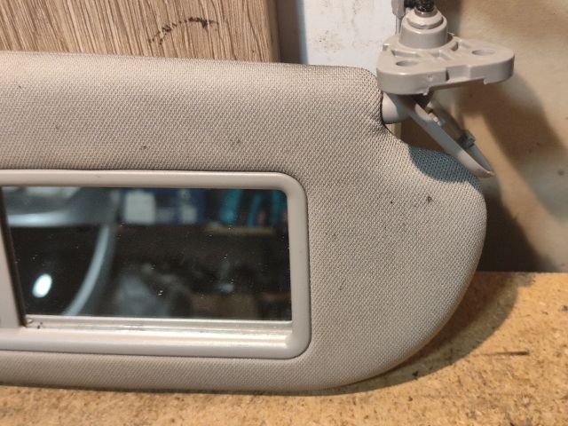 bontott HYUNDAI i40 Jobb Napellenző