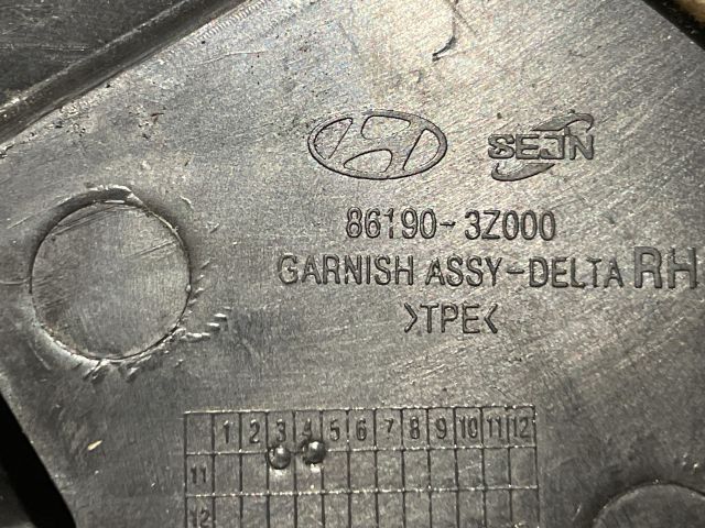 bontott HYUNDAI i40 Jobb Visszapillantó Tükör Előtti Burkolat