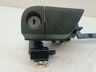 bontott HYUNDAI i40 Kesztyűtartó Nyitó Kar / Gomb