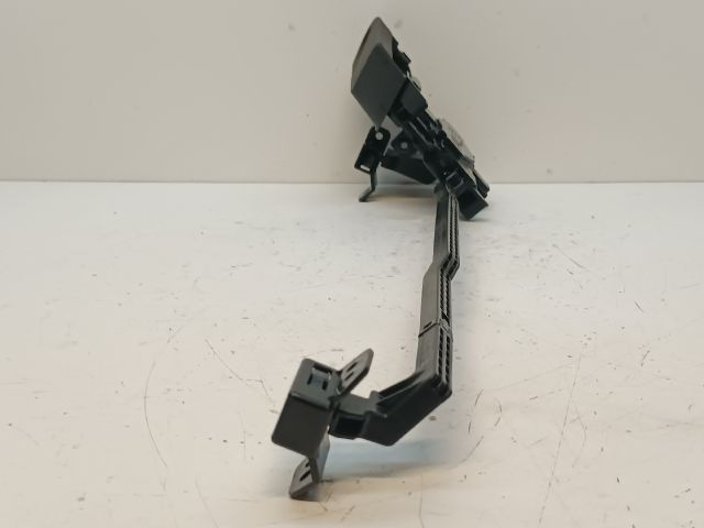 bontott HYUNDAI i40 Kesztyűtartó Nyitó Kar / Gomb