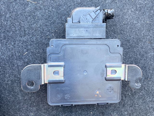 bontott HYUNDAI i40 Kézifék Elektronika