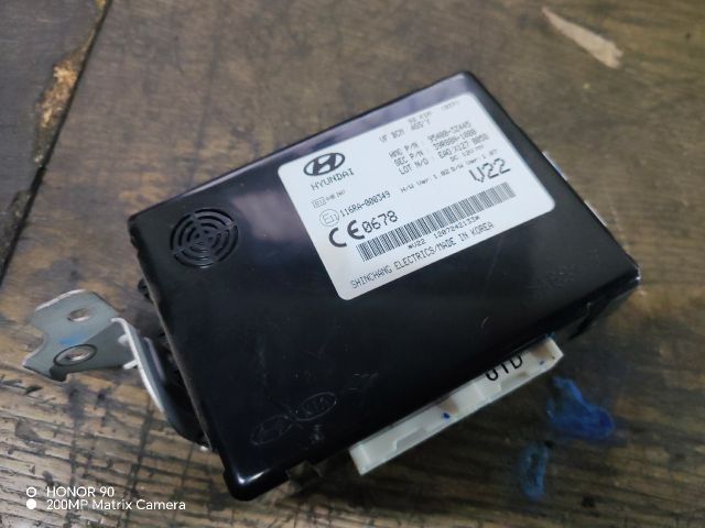 bontott HYUNDAI i40 Komfort Elektronika