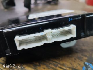 bontott HYUNDAI i40 Komfort Elektronika