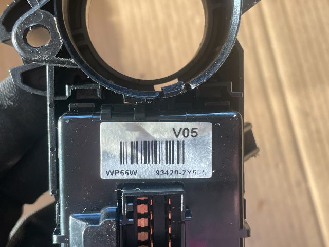 bontott HYUNDAI i40 Komplett Kormánykapcsoló (Bajuszkapcsoló)