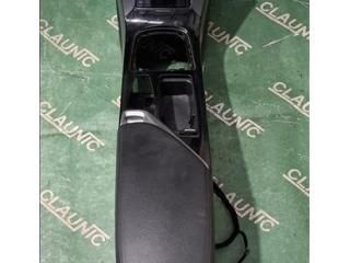 bontott HYUNDAI i40 Könyöklő