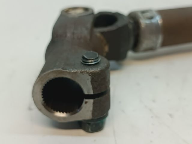 bontott HYUNDAI i40 Kormánykardán