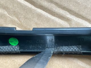 bontott HYUNDAI i40 Középkonzol Keret