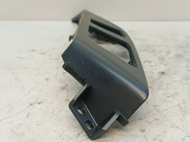 bontott HYUNDAI i40 Középkonzol Keret