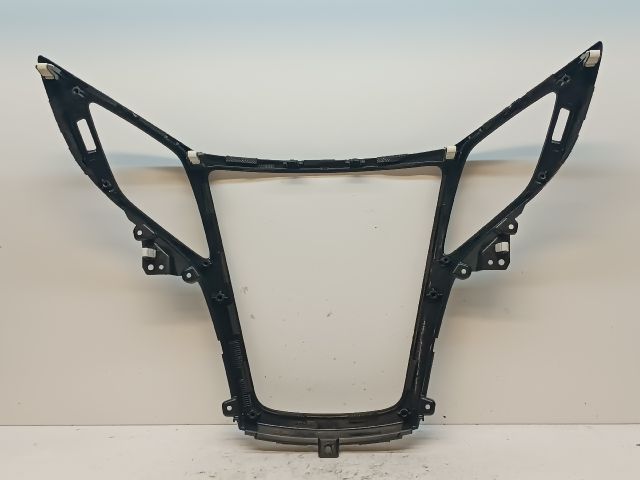 bontott HYUNDAI i40 Középkonzol Keret