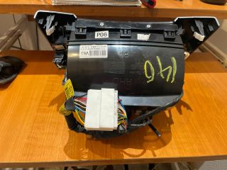 bontott HYUNDAI i40 Középkonzol Keret