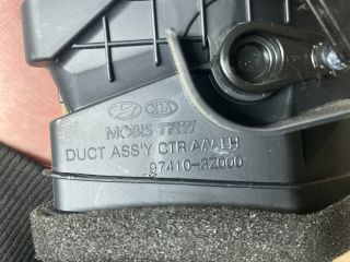 bontott HYUNDAI i40 Középső Bal Szellőző
