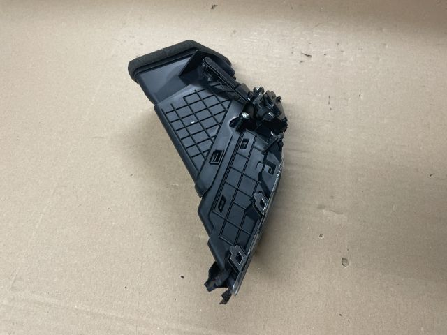 bontott HYUNDAI i40 Középső Bal Szellőző