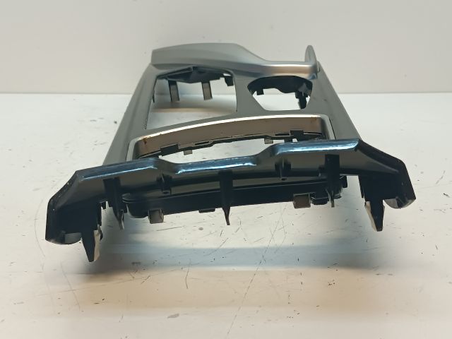 bontott HYUNDAI i40 Középső Kardánbox Burkolat