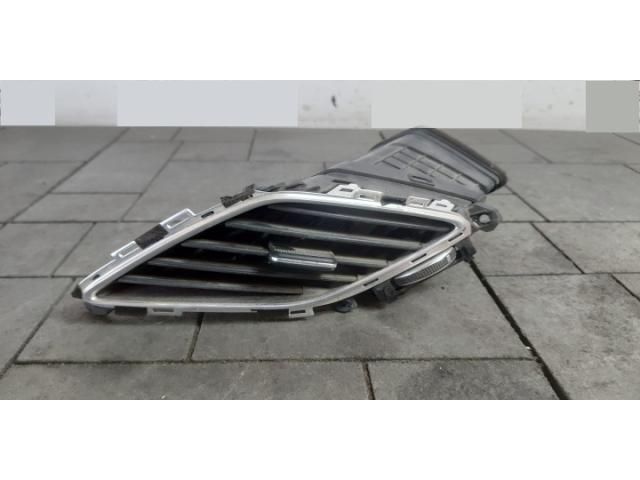 bontott HYUNDAI i40 Középső Szellőző