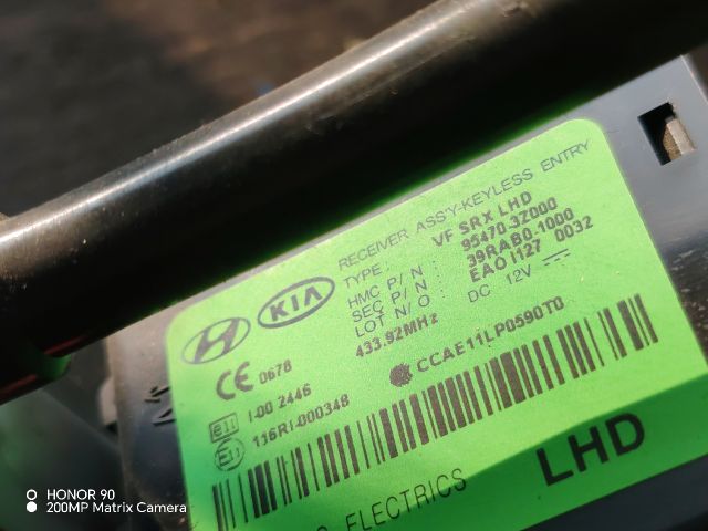 bontott HYUNDAI i40 Kulcs Nélküli Nyitás Jeladó