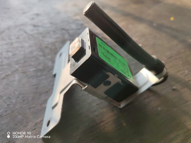 bontott HYUNDAI i40 Kulcs Nélküli Nyitás Jeladó