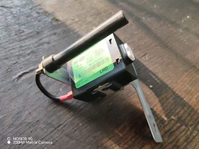 bontott HYUNDAI i40 Kulcs Nélküli Nyitás Jeladó