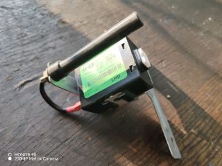 bontott HYUNDAI i40 Kulcs Nélküli Nyitás Jeladó