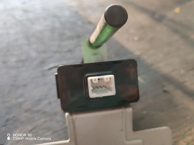 bontott HYUNDAI i40 Kulcs Nélküli Nyitás Jeladó