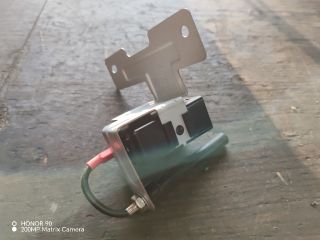 bontott HYUNDAI i40 Kulcs Nélküli Nyitás Jeladó