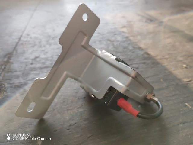 bontott HYUNDAI i40 Kulcs Nélküli Nyitás Jeladó