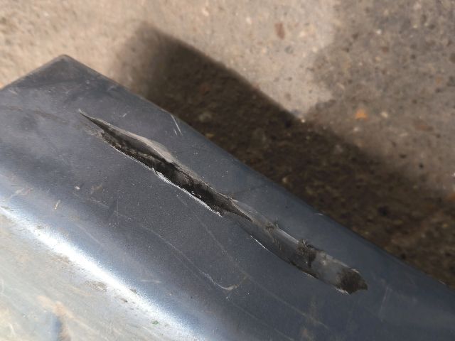 bontott HYUNDAI i40 Küszöb Burkolat