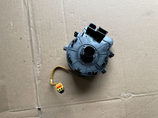 bontott HYUNDAI i40 Légzsák Átvezető Szalagkábel