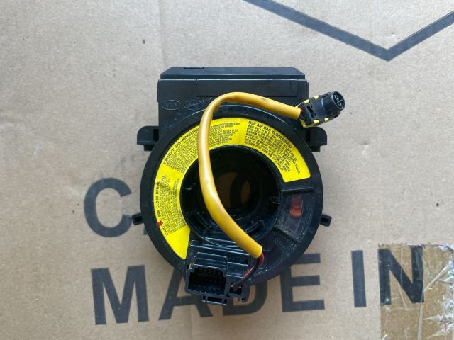 bontott HYUNDAI i40 Légzsák Átvezető Szalagkábel