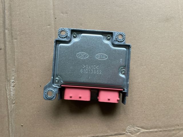 bontott HYUNDAI i40 Légzsák Elektronika