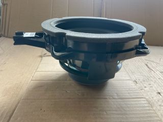 bontott HYUNDAI i40 Mélynyomó Hangszóró