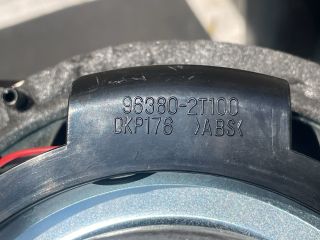 bontott HYUNDAI i40 Mélynyomó Hangszóró