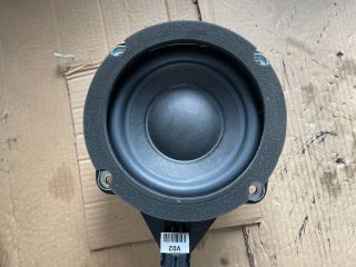 bontott HYUNDAI i40 Mélynyomó Hangszóró