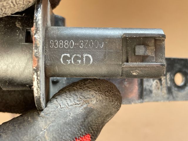 bontott HYUNDAI i40 Motorháztető Nyitás Érzékelő