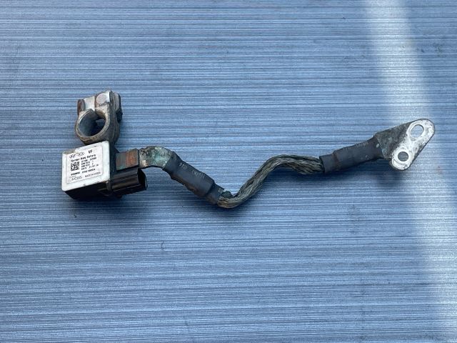 bontott HYUNDAI i40 Negatív Kábel