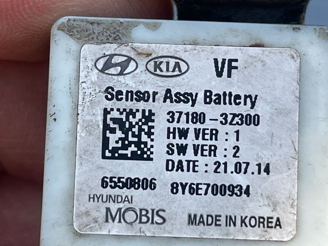 bontott HYUNDAI i40 Negatív Kábel