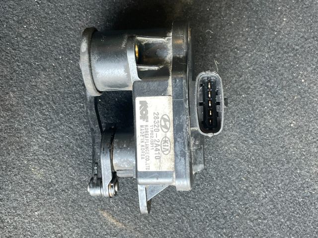 bontott HYUNDAI i40 Szívósor Elektronika