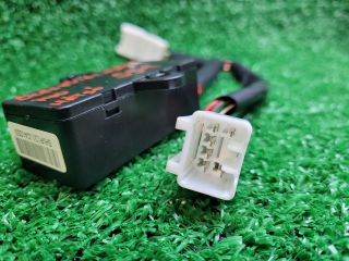 bontott HYUNDAI i40 Ülésfűtés Vezérlő