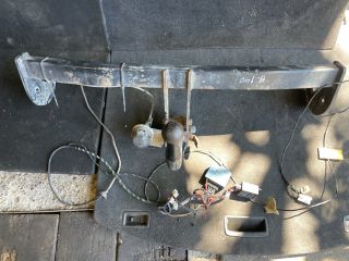 bontott HYUNDAI i40 Vonóhorog