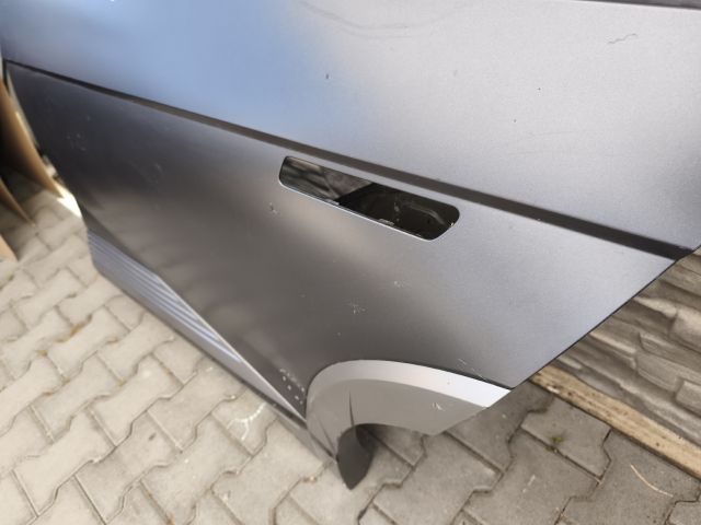 bontott HYUNDAI IONIQ 5 Bal hátsó Ajtó (Üres lemez)