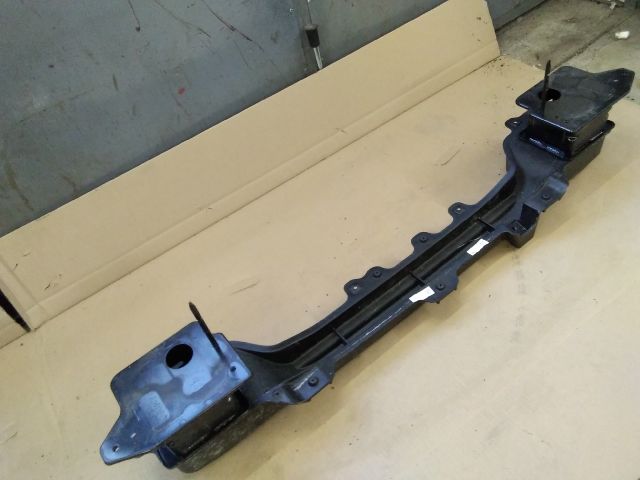 bontott HYUNDAI IONIQ 5 Hátsó Lökhárító Merevítő (Fém)