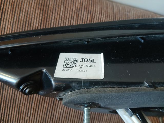 bontott HYUNDAI IONIQ 6 Bal Belső Hátsó Lámpa