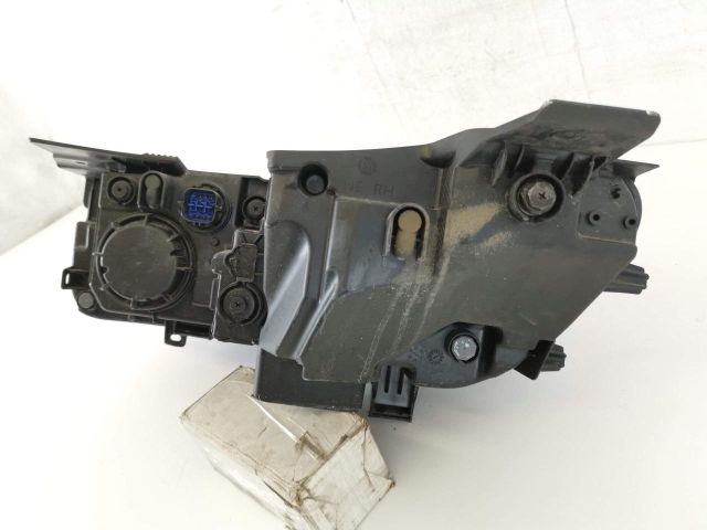 bontott HYUNDAI IONIQ Bal Ledes Fényszóró