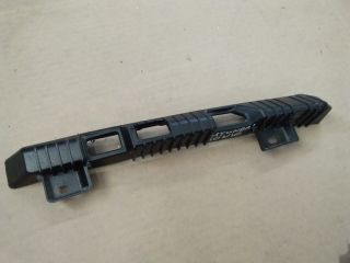 bontott HYUNDAI IONIQ Jobb első Lökhárító Tartó (Műanyag)